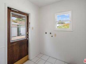 2365 Las Lunas Street, Pasadena CA 91107