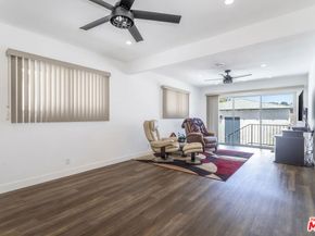 9806 S Van Ness Avenue, Los Angeles CA 90047