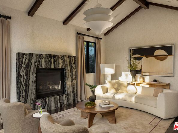 414 N La Jolla Avenue, Los Angeles CA 90048