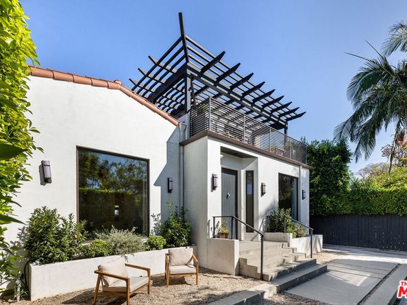 414 N La Jolla Avenue, Los Angeles CA 90048