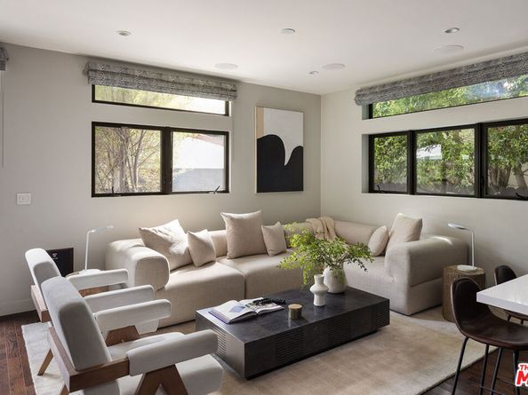 414 N La Jolla Avenue, Los Angeles CA 90048