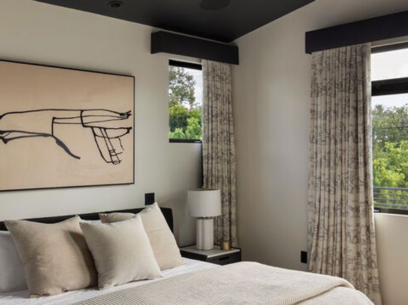 414 N La Jolla Avenue, Los Angeles CA 90048