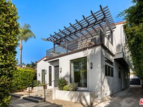 414 N La Jolla Avenue, Los Angeles CA 90048