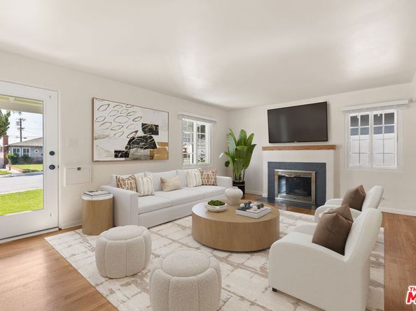 8734 Airlane Avenue, Los Angeles CA 90045