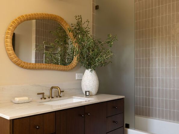 3815 Chanson Drive, View Park CA 90043