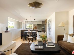 3815 Chanson Drive, View Park CA 90043