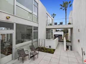 1121 Abbot Kinney Boulevard F, Venice CA 90291