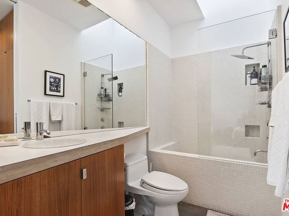 1121 Abbot Kinney Boulevard F, Venice CA 90291