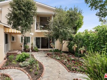 2229 Stradella Road