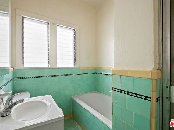 8553 Alcott Street, Los Angeles CA 90035