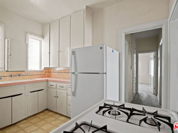 8553 Alcott Street, Los Angeles CA 90035