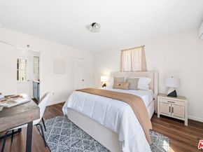 822 Pine Street, Santa Monica CA 90405