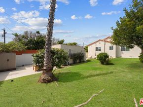 822 Pine Street, Santa Monica CA 90405