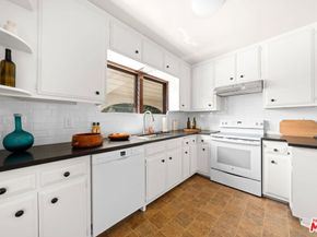 822 Pine Street, Santa Monica CA 90405