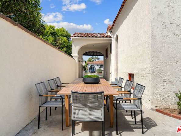 822 Pine Street, Santa Monica CA 90405