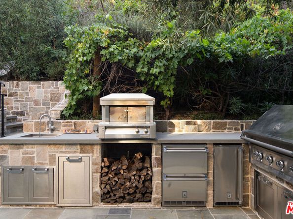 13167 Boca De Canon Lane, Los Angeles CA 90049
