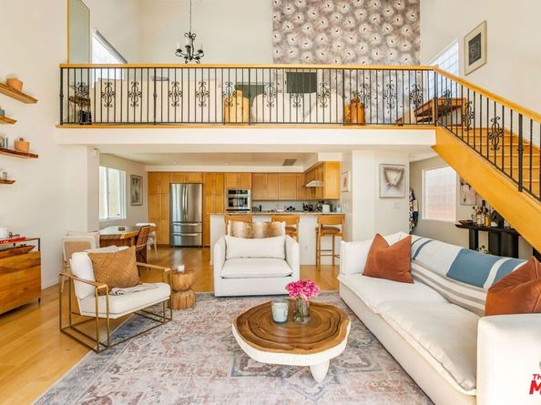 439 Carroll Canal, Venice CA 90291