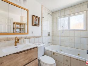 439 Carroll Canal, Venice CA 90291