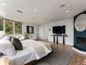 6469 Rodgerton Drive, Los Angeles CA 90068