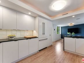 6469 Rodgerton Drive, Los Angeles CA 90068
