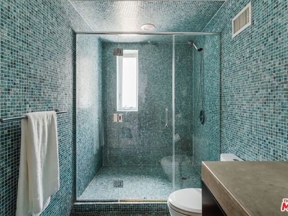 2406 Silver Ridge Avenue, Los Angeles CA 90039