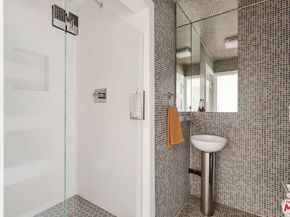 2406 Silver Ridge Avenue, Los Angeles CA 90039