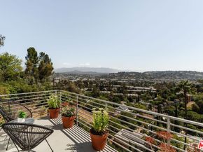 2406 Silver Ridge Avenue, Los Angeles CA 90039