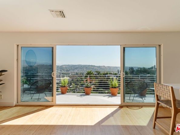 2406 Silver Ridge Avenue, Los Angeles CA 90039