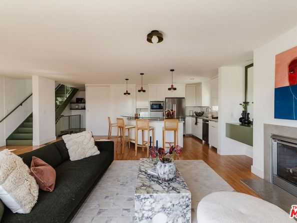 2406 Silver Ridge Avenue, Los Angeles CA 90039