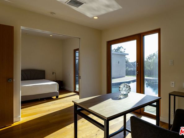 2740 Nichols Canyon Road, Los Angeles CA 90046
