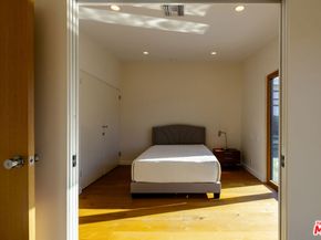 2740 Nichols Canyon Road, Los Angeles CA 90046