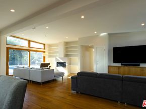 2740 Nichols Canyon Road, Los Angeles CA 90046