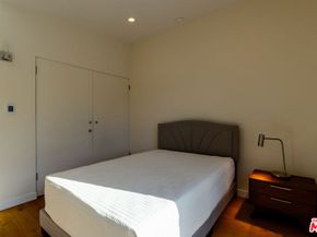 2740 Nichols Canyon Road, Los Angeles CA 90046