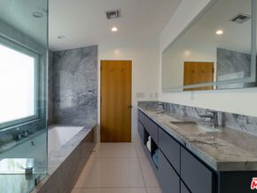 2740 Nichols Canyon Road, Los Angeles CA 90046