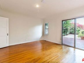 810 N Sweetzer Avenue, West Hollywood CA 90069