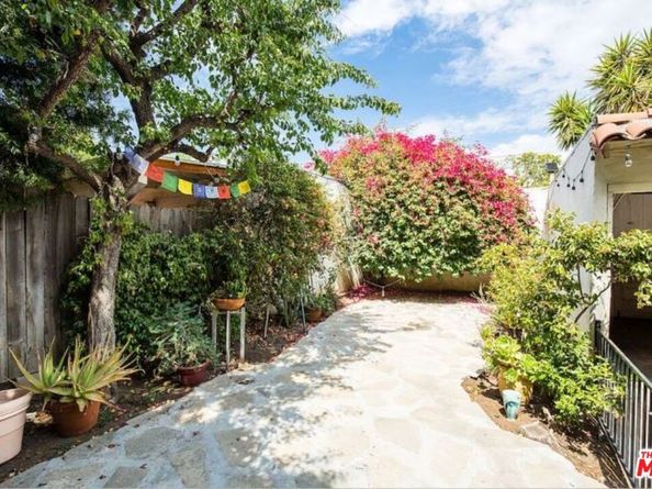 810 N Sweetzer Avenue, West Hollywood CA 90069