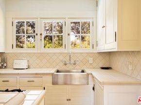 1205 Arden Road, Pasadena CA 91106