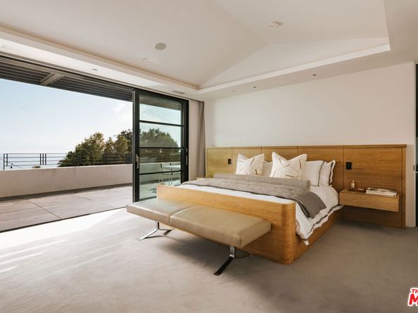 400 Amalfi Drive, Pacific Palisades CA 90272