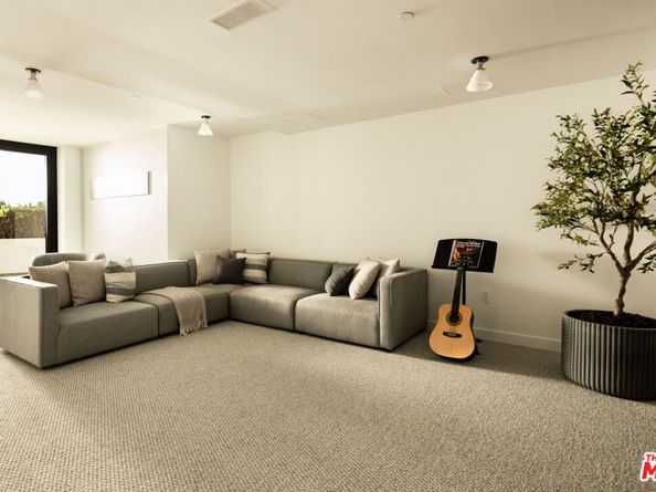 400 Amalfi Drive, Pacific Palisades CA 90272