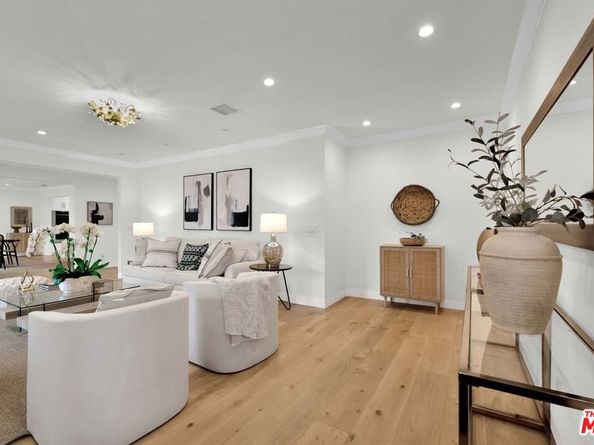 602 S Lucerne Boulevard, Los Angeles CA 90005