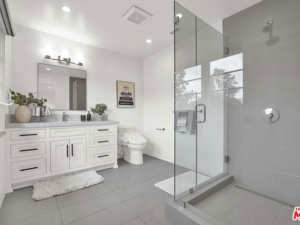 602 S Lucerne Boulevard, Los Angeles CA 90005