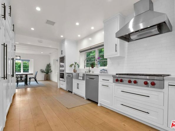 602 S Lucerne Boulevard, Los Angeles CA 90005