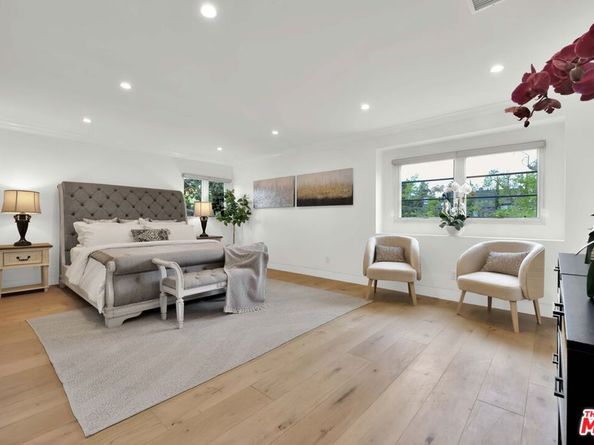 602 S Lucerne Boulevard, Los Angeles CA 90005