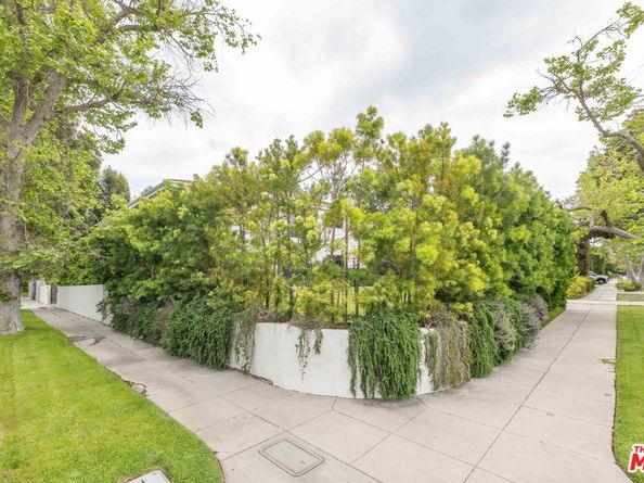 602 S Lucerne Boulevard, Los Angeles CA 90005