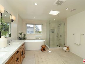 602 S Lucerne Boulevard, Los Angeles CA 90005