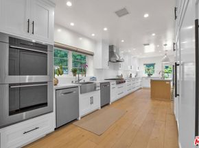 602 S Lucerne Boulevard, Los Angeles CA 90005