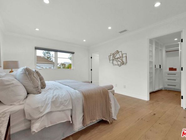 602 S Lucerne Boulevard, Los Angeles CA 90005