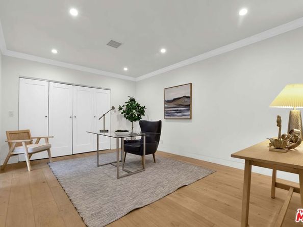 602 S Lucerne Boulevard, Los Angeles CA 90005