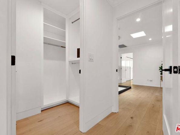 602 S Lucerne Boulevard, Los Angeles CA 90005