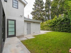 602 S Lucerne Boulevard, Los Angeles CA 90005